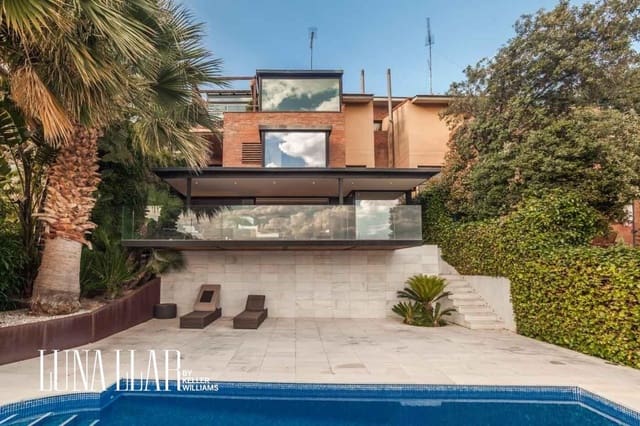4 slaapkamer Villa te koop in Castelldefels - € 1.850.000 (Ref: 10080554)