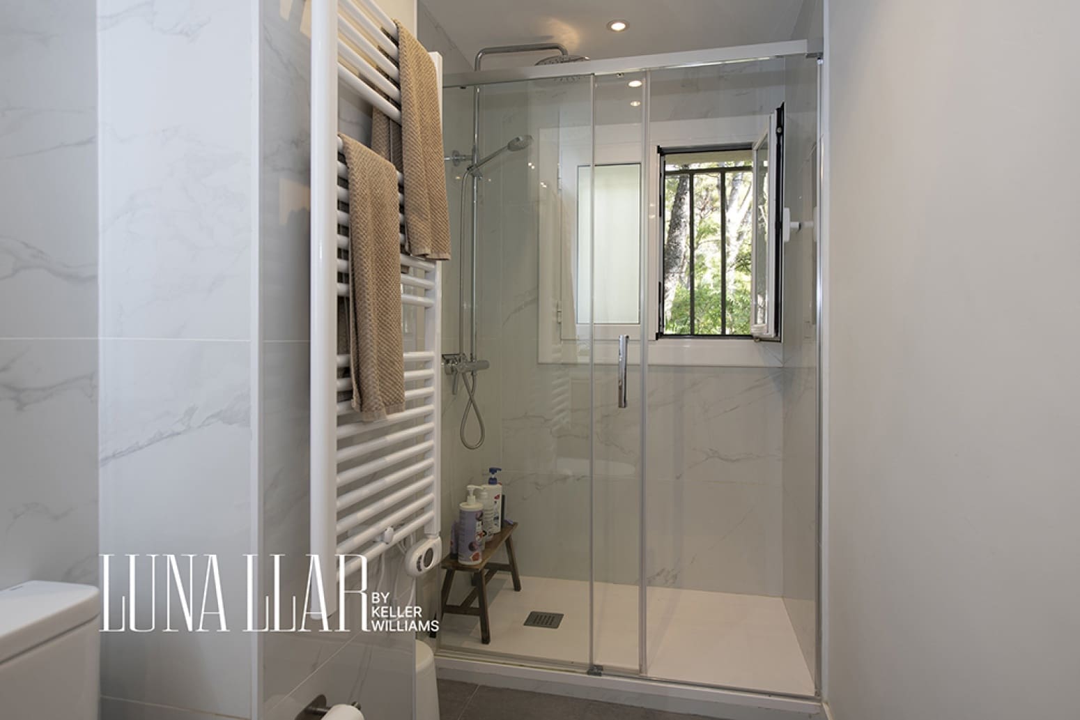2 Zimmer Wohnung zu verkaufen in Castelldefels mit Pool Garage - 350.000 € (Ref: 10088964)