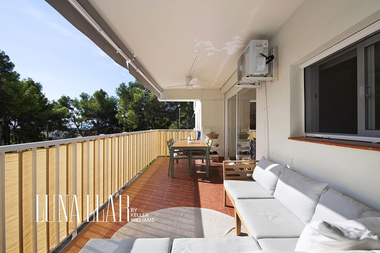 2 Zimmer Wohnung zu verkaufen in Castelldefels mit Pool Garage - 350.000 € (Ref: 10088964)
