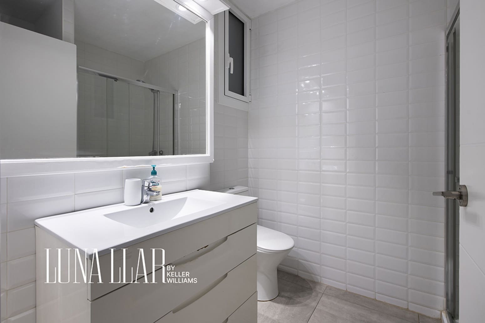 2 quarto Apartamento para venda em Gava com piscina garagem - 598 000 € (Ref: 10094303)