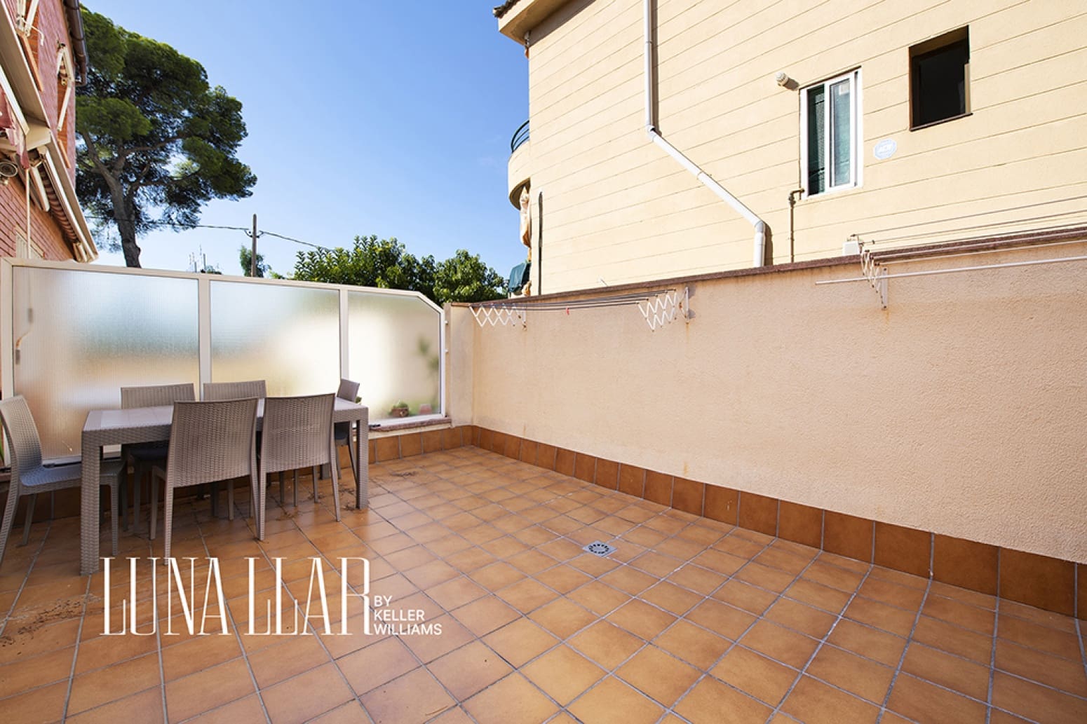 4 chambre Villa/Maison à vendre à Castelldefels avec piscine garage - 695 000 € (Ref: 10101893)