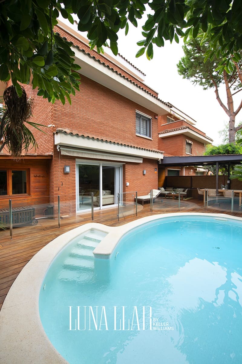 5 Zimmer Villa zu verkaufen in Castelldefels mit Pool Garage - 1.420.000 € (Ref: 10131330)