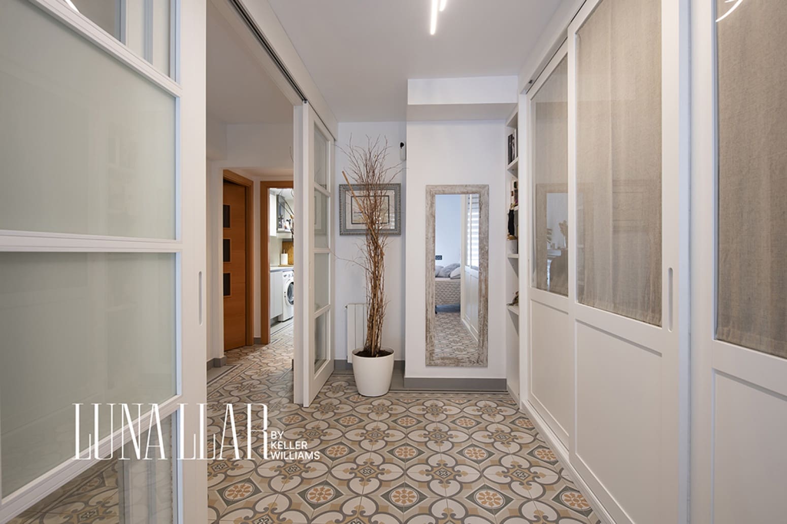 4 bedroom Flat for sale in Castelldefels - € 495,000 (Ref: 10135807)