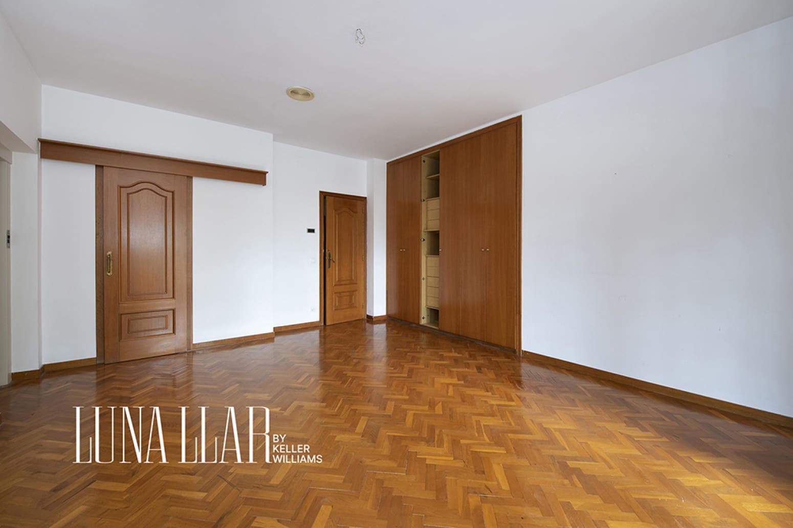5 chambre Villa/Maison à vendre à Castelldefels avec piscine garage - 2 100 000 € (Ref: 10159186)