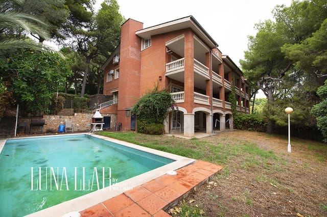 5 chambre Villa/Maison à vendre à Castelldefels avec piscine garage - 2 100 000 € (Ref: 10159186)