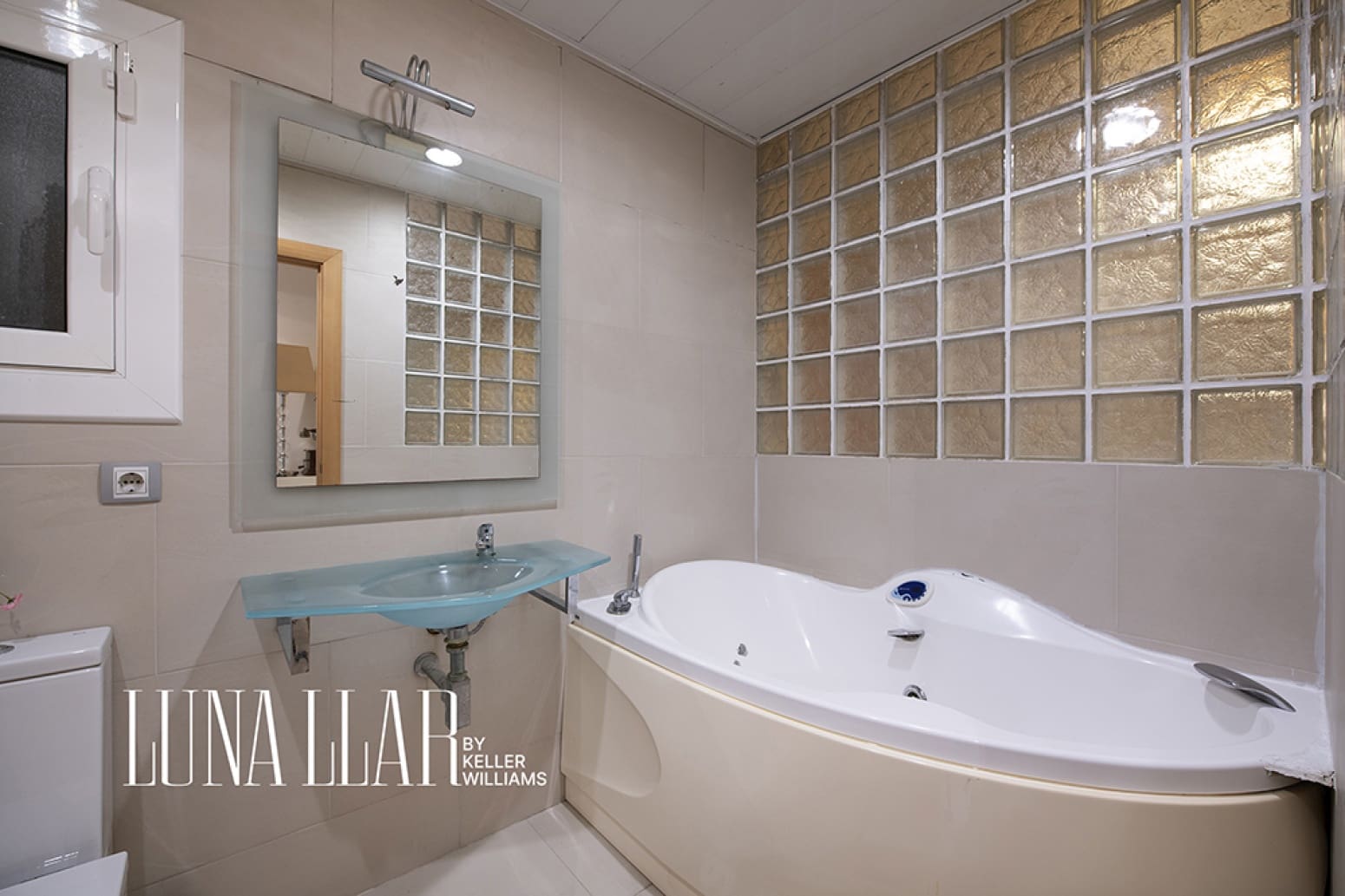 3 bedroom Flat for sale in Sitges - € 409,000 (Ref: 10161129)