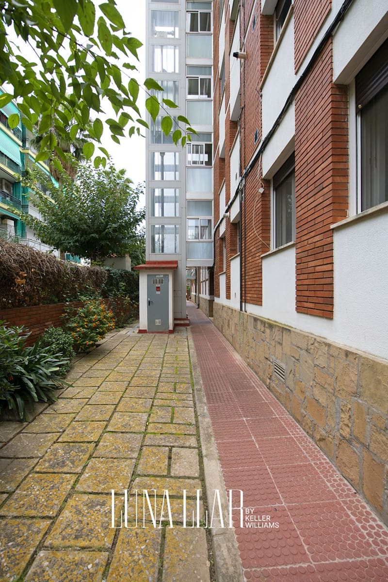 3 bedroom Flat for sale in Sitges - € 409,000 (Ref: 10161129)