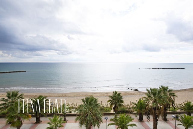 Piso de 3 habitaciones en Cubelles en venta con piscina garaje - 495.000 € (Ref: 10171114)