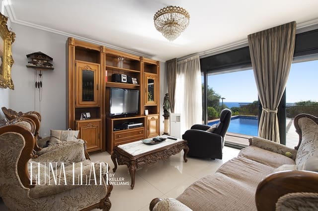 3 soveværelse Villa til salg i Blanes med swimmingpool garage - € 850.000 (Ref: 10173395)