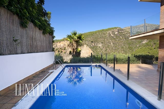 6 slaapkamer Villa te koop in Sitges met zwembad garage - € 1.179.000 (Ref: 10173396)