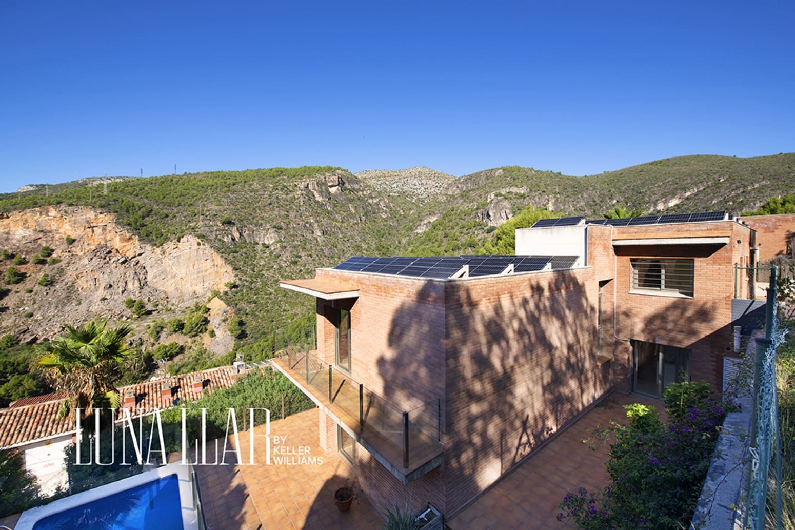 6 slaapkamer Villa te koop in Sitges met zwembad garage - € 1.179.000 (Ref: 10173396)
