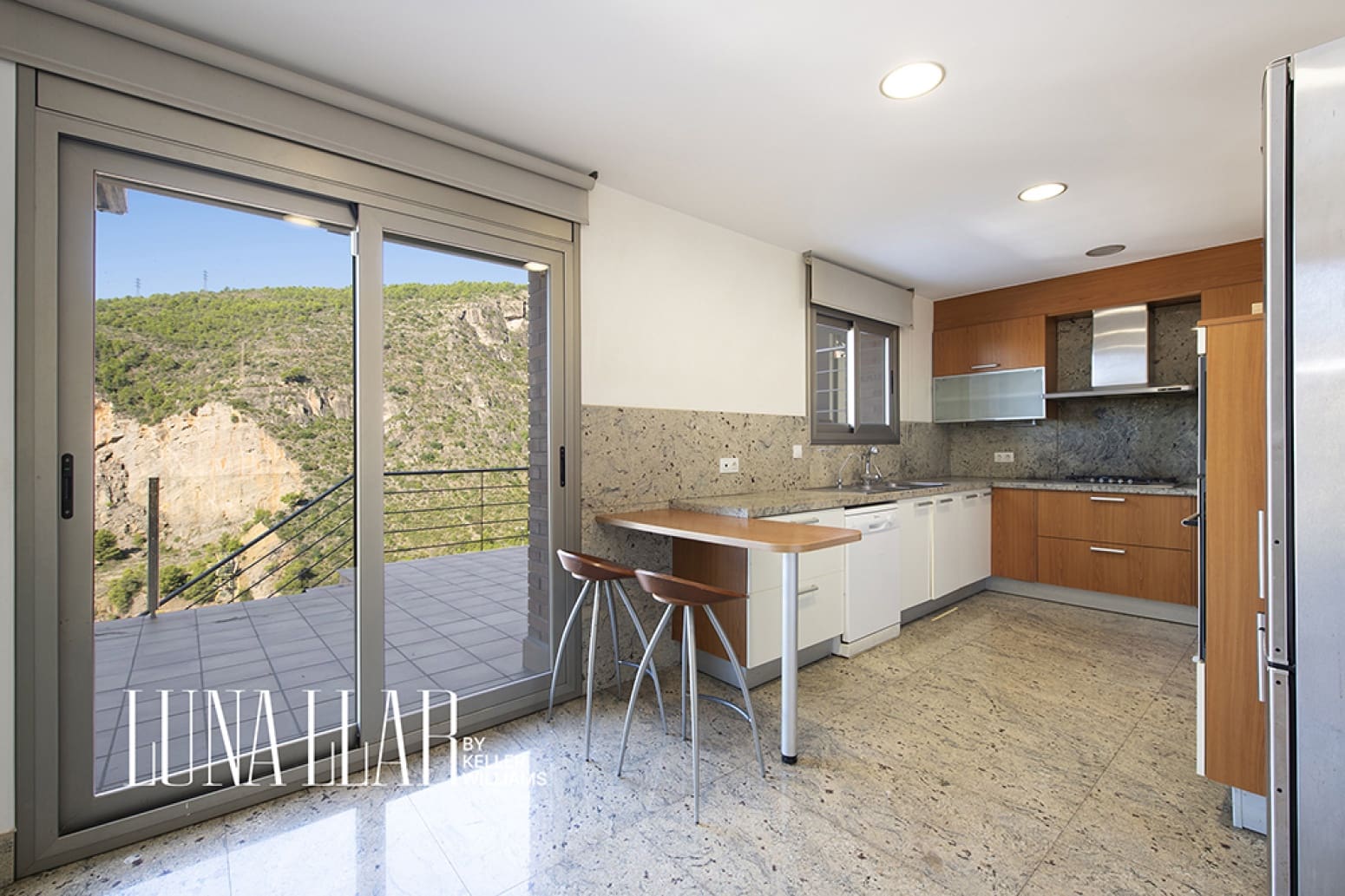 6 slaapkamer Villa te koop in Sitges met zwembad garage - € 1.179.000 (Ref: 10173396)