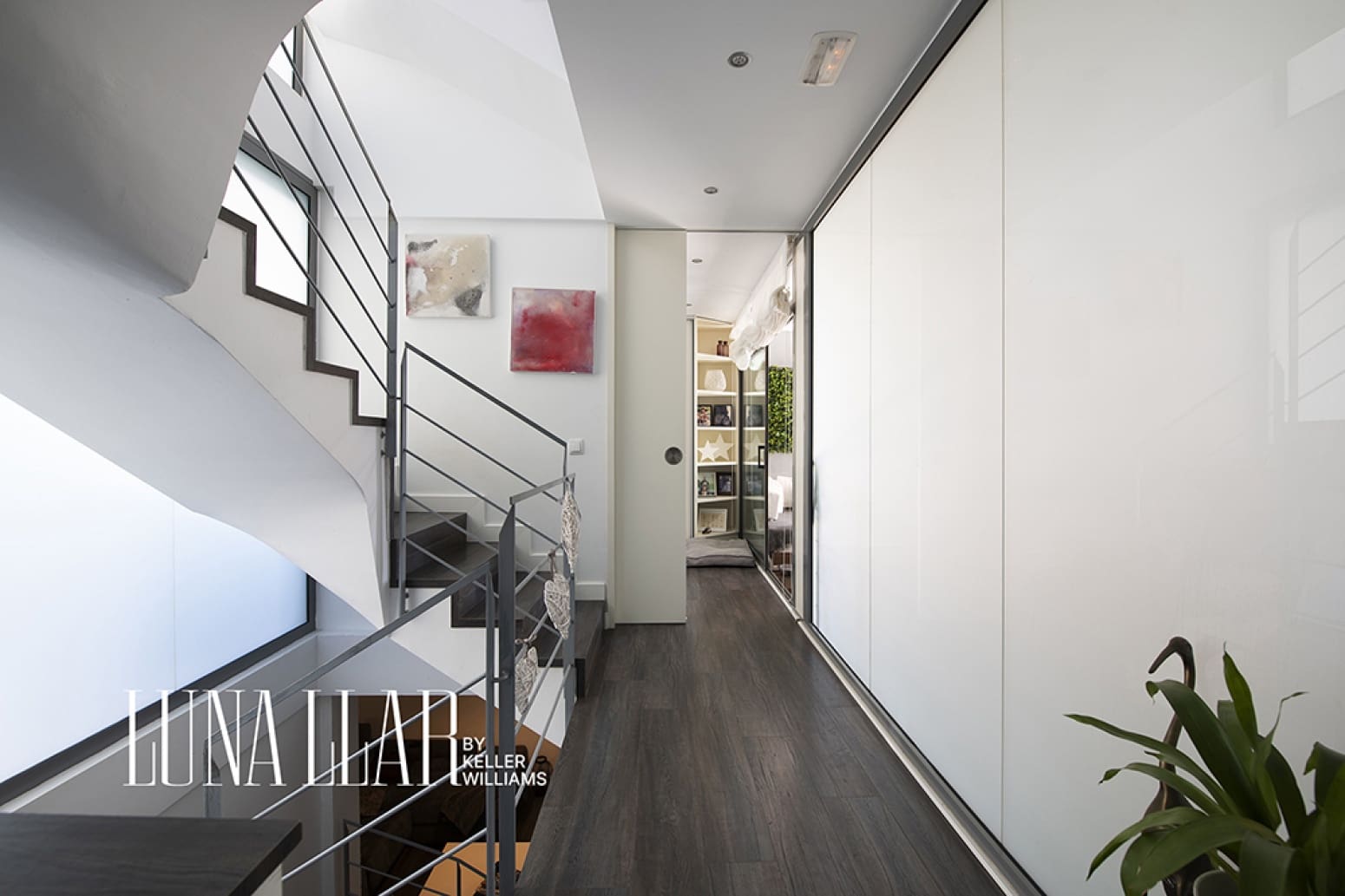 5 bedroom Villa for sale in Castelldefels with pool - € 1,150,000 (Ref: 10173397)