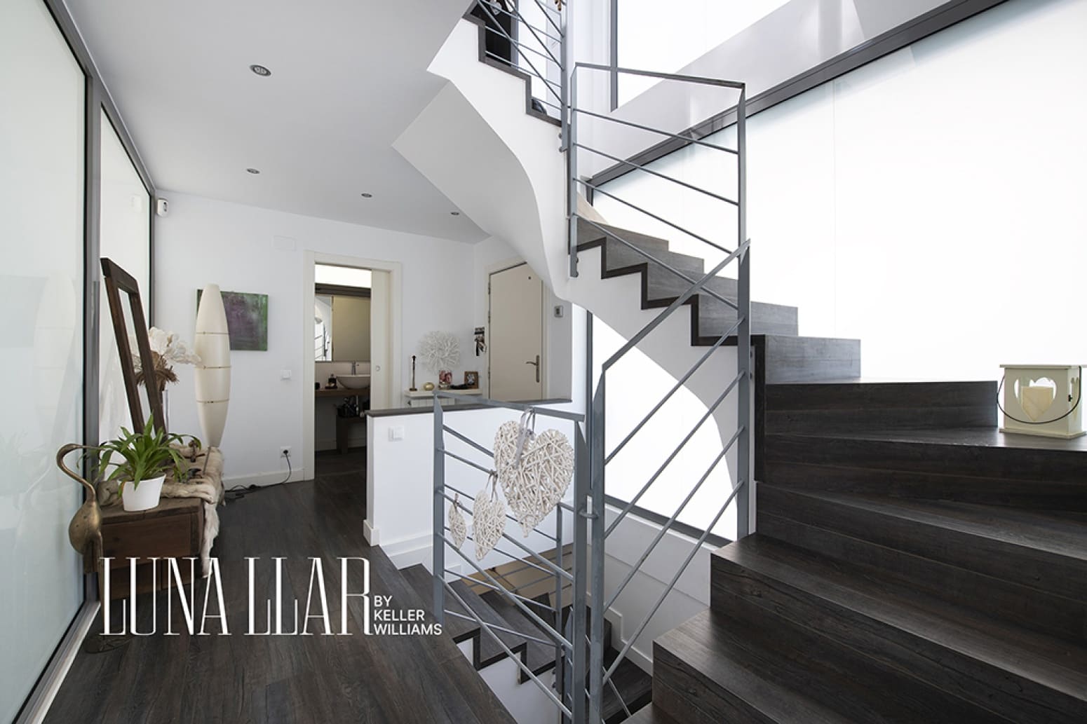 5 bedroom Villa for sale in Castelldefels with pool - € 1,150,000 (Ref: 10173397)