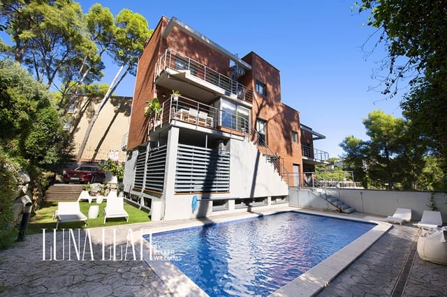5 soverom Villa til salgs i Castelldefels med svømmebasseng - € 1 150 000 (Ref: 10173397)