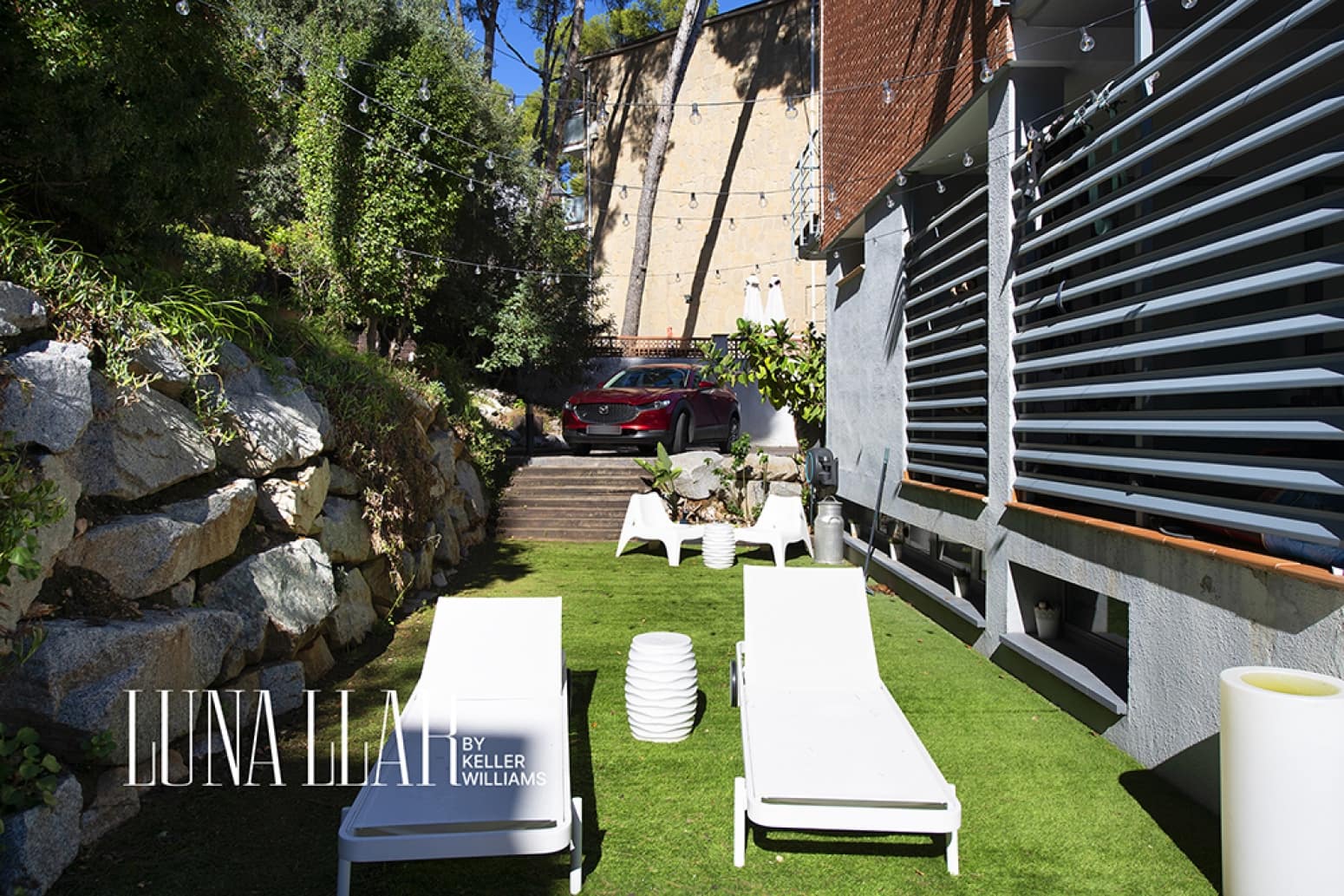 5 bedroom Villa for sale in Castelldefels with pool - € 1,150,000 (Ref: 10173397)