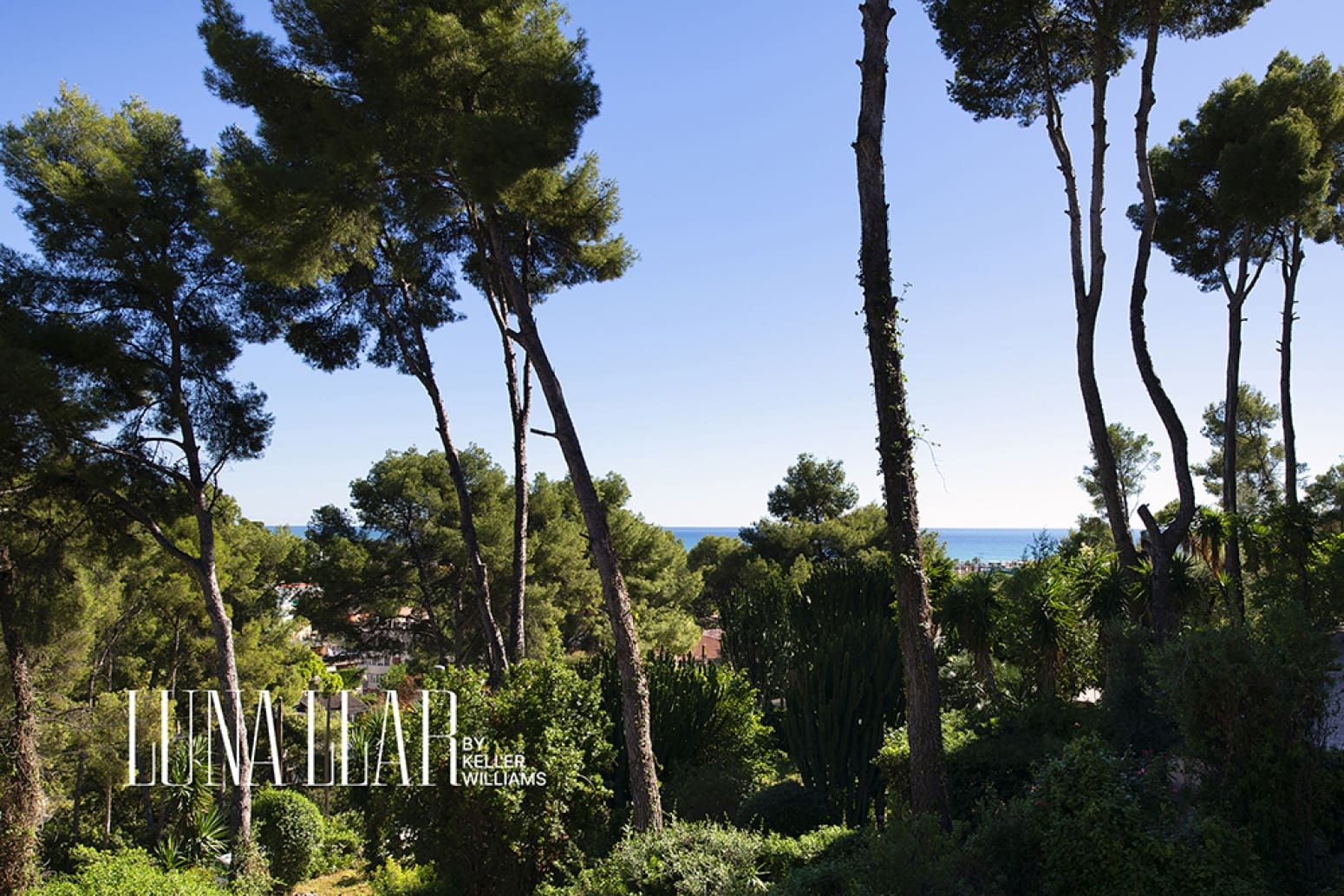 5 bedroom Villa for sale in Castelldefels with pool - € 1,150,000 (Ref: 10173397)