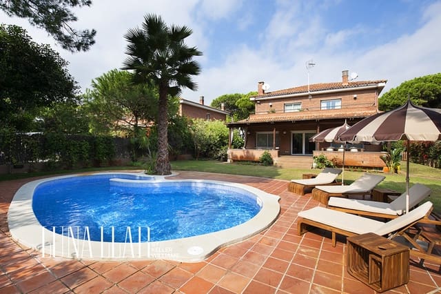 7 bedroom Villa for rent in Gavà with pool garage - € 14,000 (Ref: 10182725)