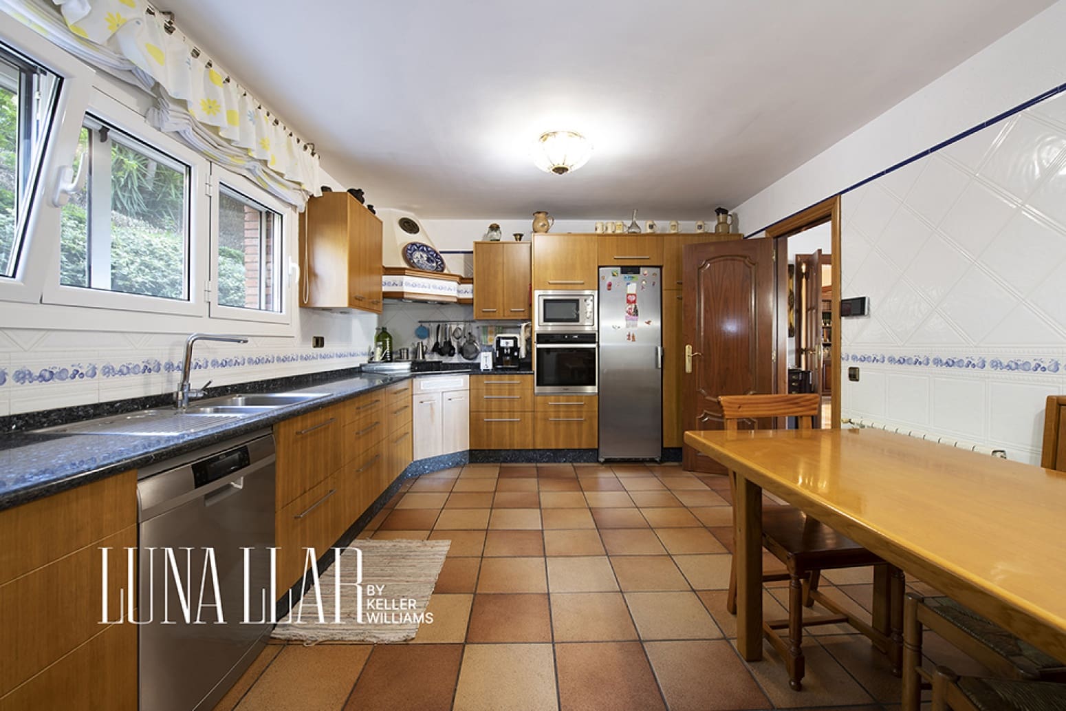 5 slaapkamer Villa te koop in Castelldefels met zwembad garage - € 1.259.000 (Ref: 10186598)