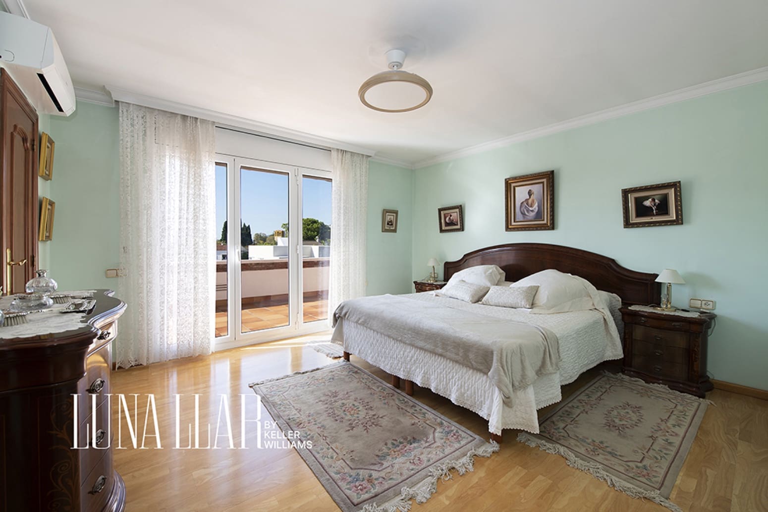 5 slaapkamer Villa te koop in Castelldefels met zwembad garage - € 1.259.000 (Ref: 10186598)