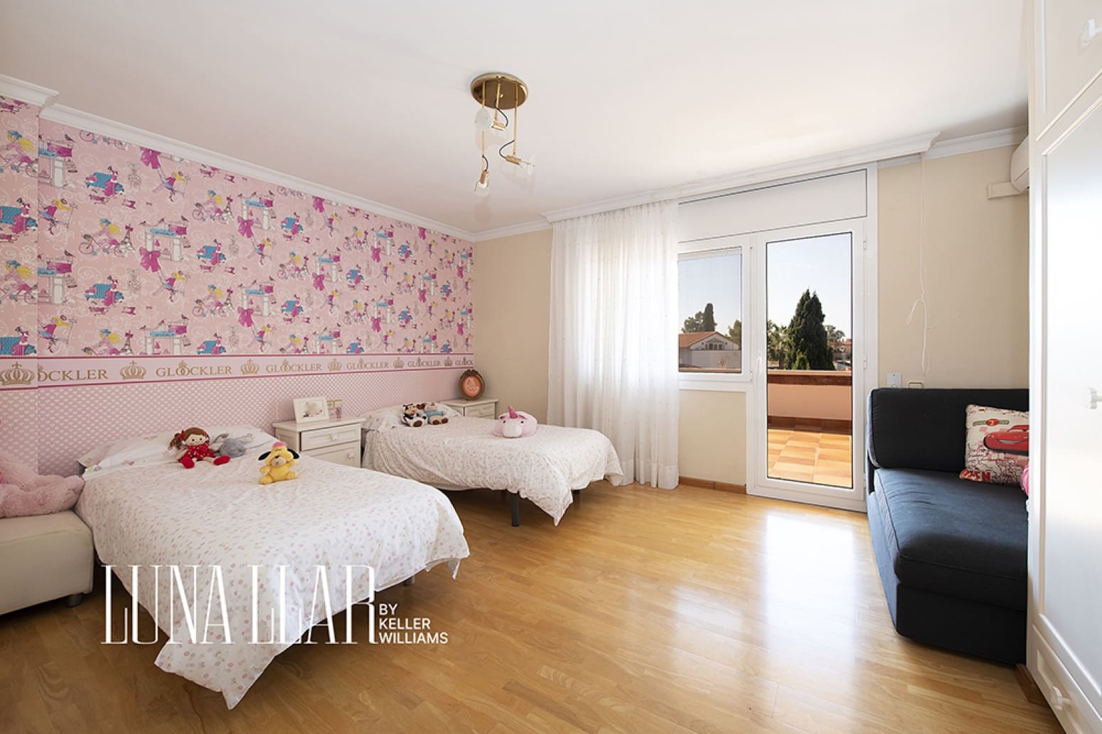 5 slaapkamer Villa te koop in Castelldefels met zwembad garage - € 1.259.000 (Ref: 10186598)