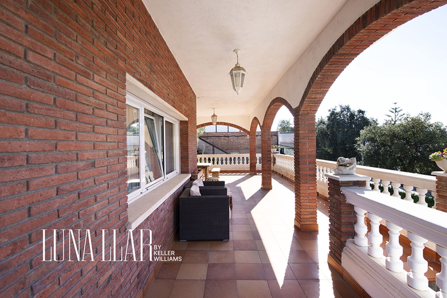 5 slaapkamer Villa te koop in Castelldefels met zwembad garage - € 1.259.000 (Ref: 10186598)