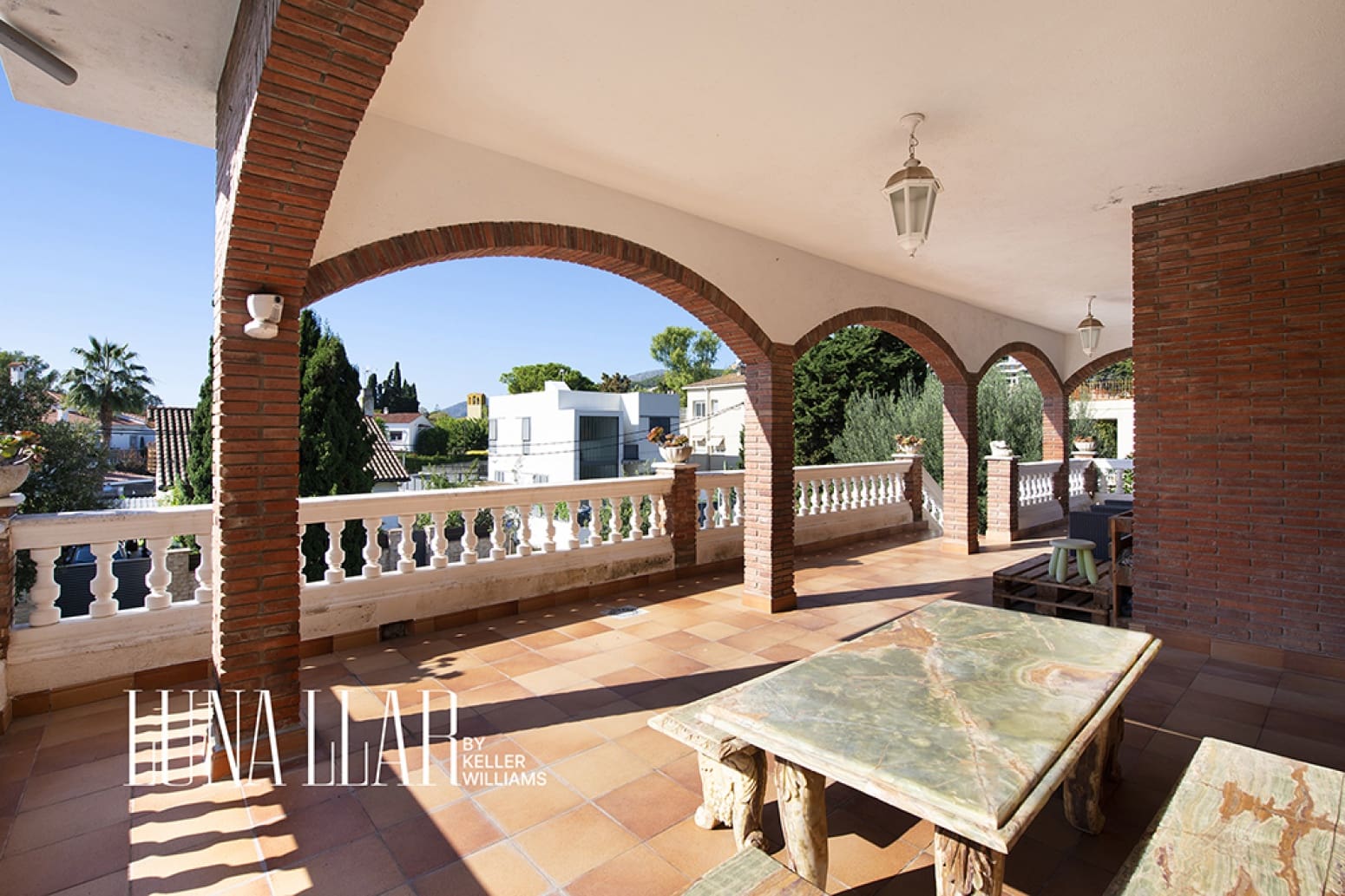 5 slaapkamer Villa te koop in Castelldefels met zwembad garage - € 1.259.000 (Ref: 10186598)
