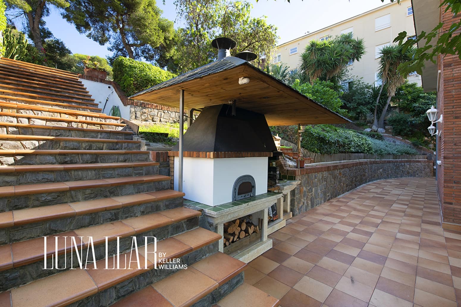 5 slaapkamer Villa te koop in Castelldefels met zwembad garage - € 1.259.000 (Ref: 10186598)