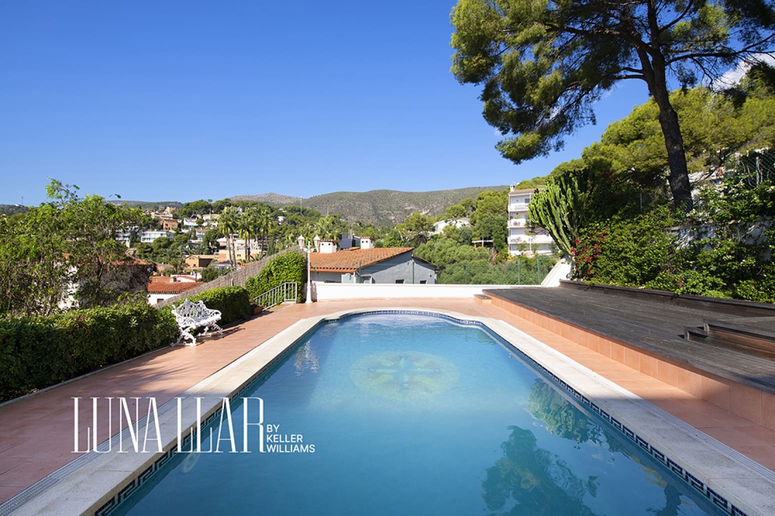 5 slaapkamer Villa te koop in Castelldefels met zwembad garage - € 1.259.000 (Ref: 10186598)