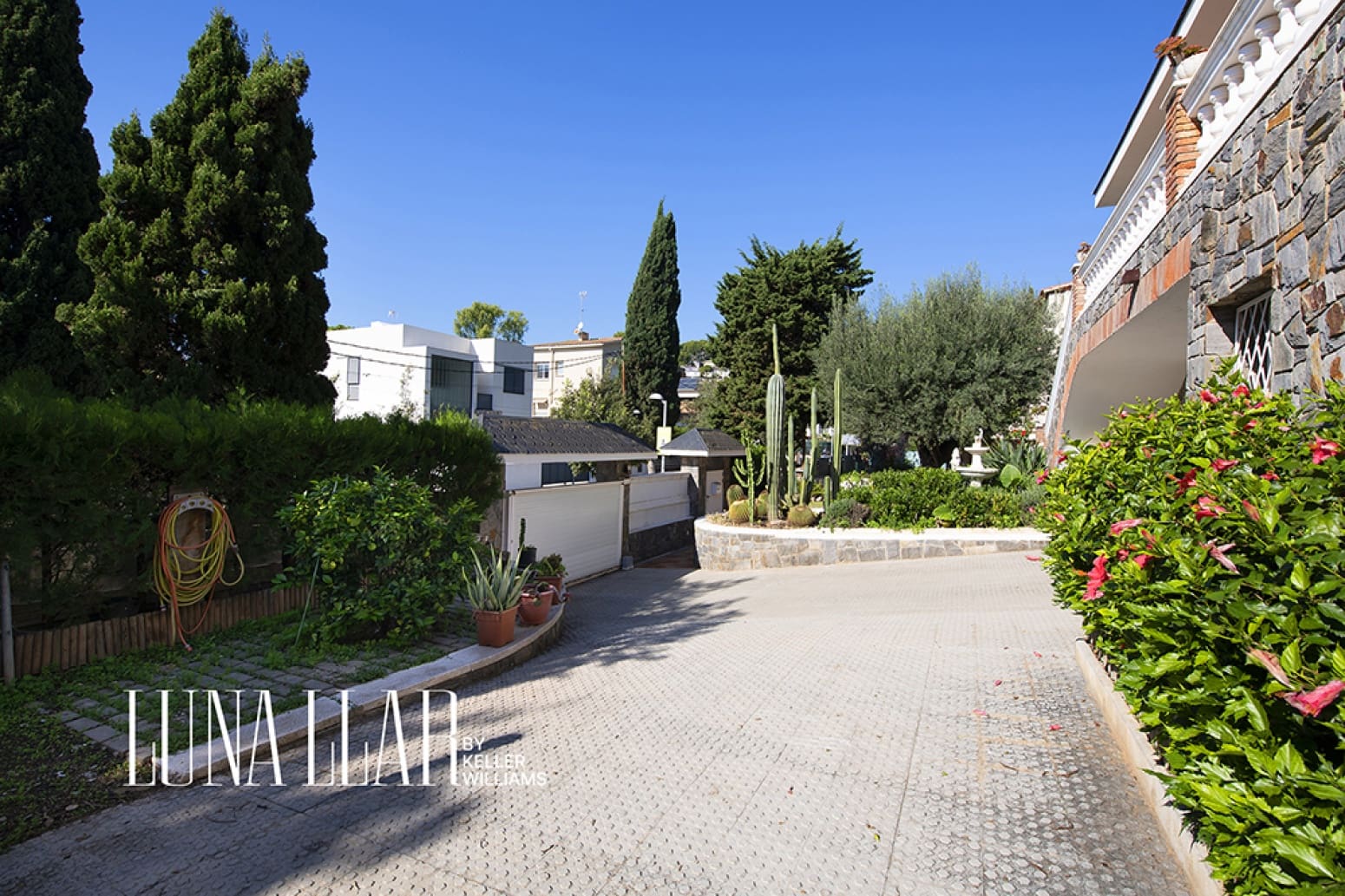 5 slaapkamer Villa te koop in Castelldefels met zwembad garage - € 1.259.000 (Ref: 10186598)