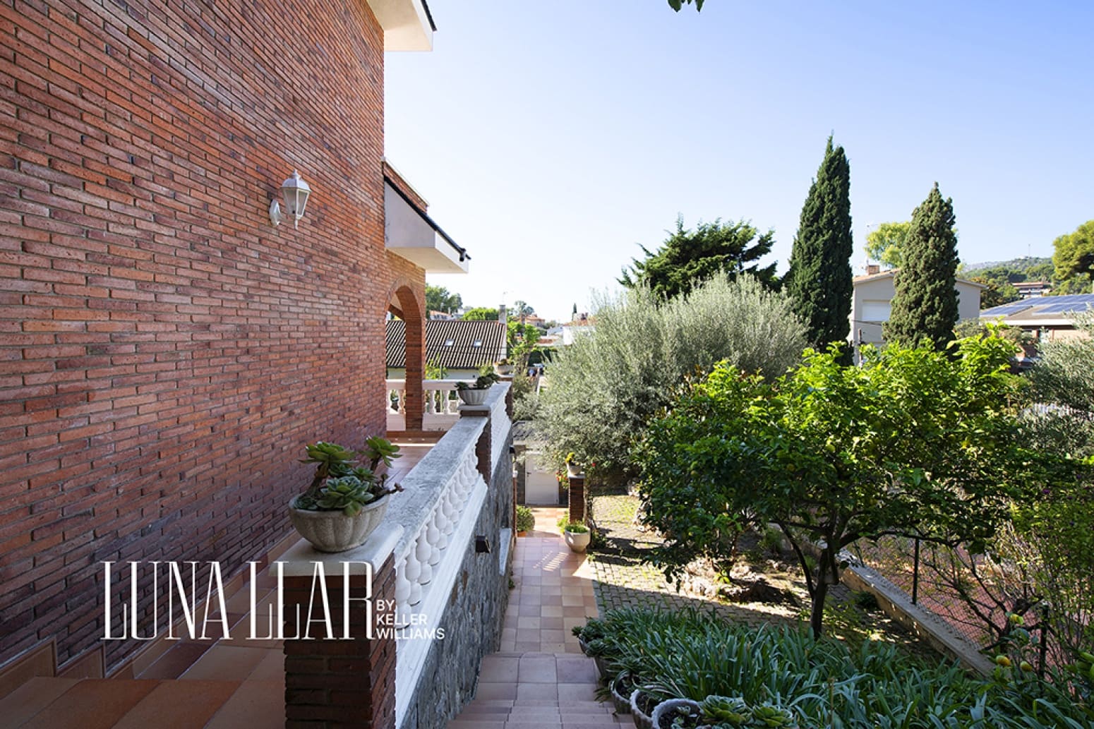 5 slaapkamer Villa te koop in Castelldefels met zwembad garage - € 1.259.000 (Ref: 10186598)