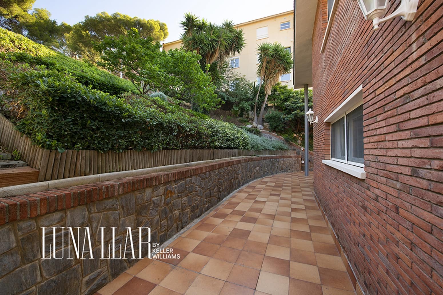 5 slaapkamer Villa te koop in Castelldefels met zwembad garage - € 1.259.000 (Ref: 10186598)