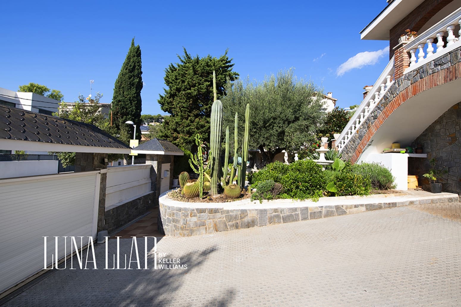 5 slaapkamer Villa te koop in Castelldefels met zwembad garage - € 1.259.000 (Ref: 10186598)