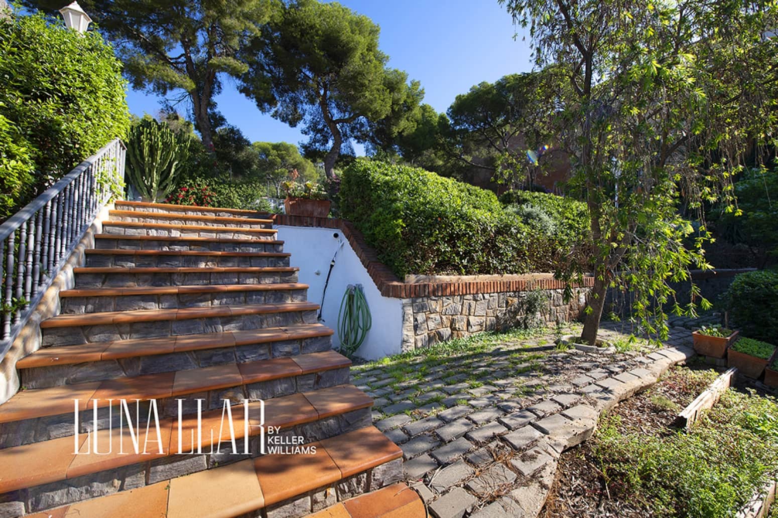 5 slaapkamer Villa te koop in Castelldefels met zwembad garage - € 1.259.000 (Ref: 10186598)