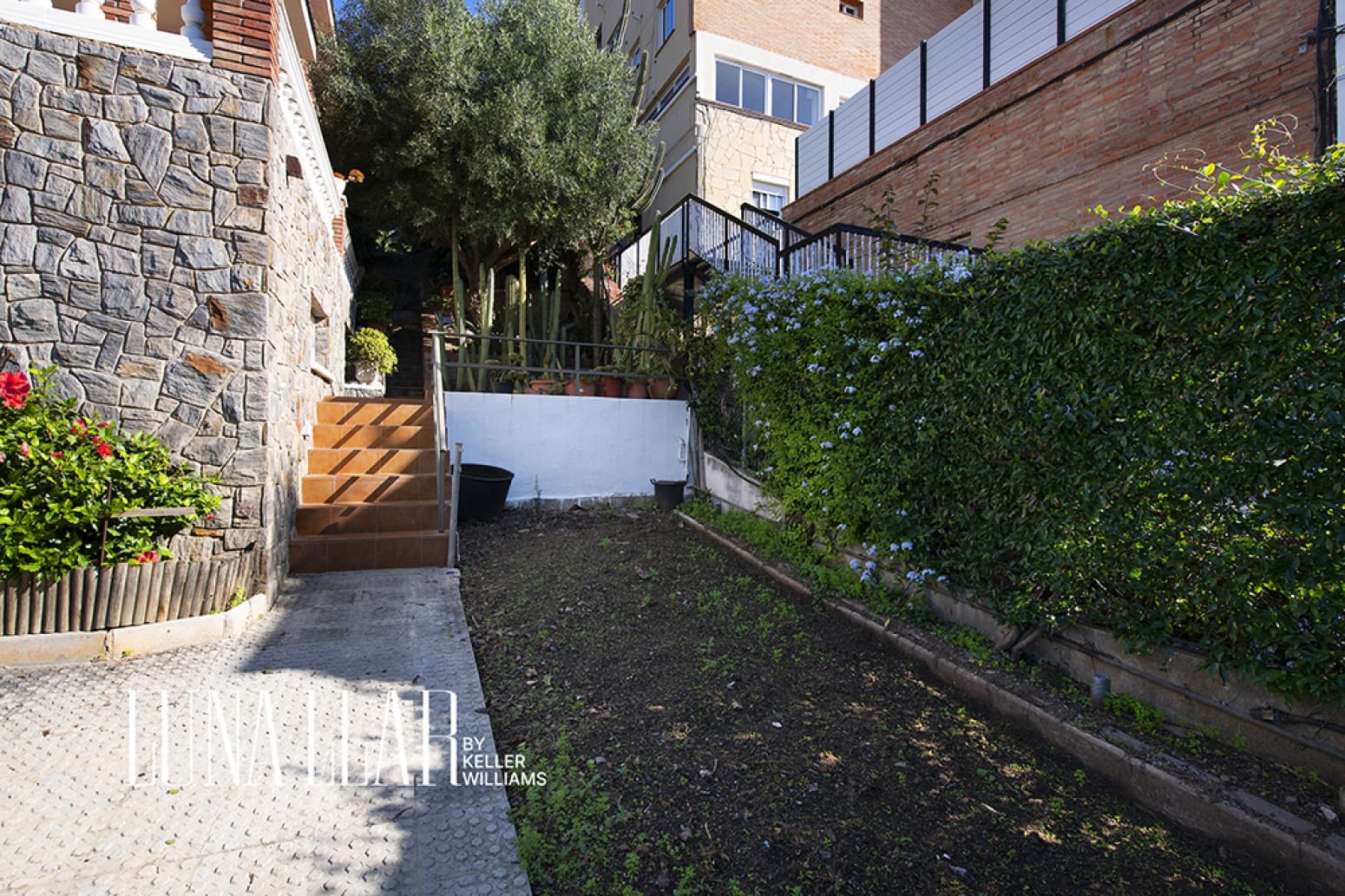 5 slaapkamer Villa te koop in Castelldefels met zwembad garage - € 1.259.000 (Ref: 10186598)