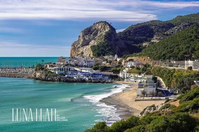 4 makuuhuone Huvila myytävänä paikassa Sitges mukana 
autotalli - 2 990 000 € (Ref: 7848872)