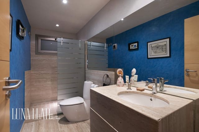 4 bedroom Villa for sale in Castelldefels with pool - € 2,495,000 (Ref: 8921628)