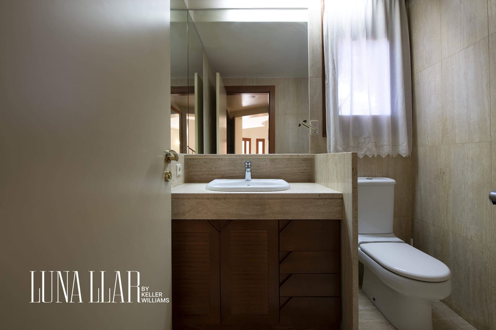 6 soveværelse Villa til salg i Gava med swimmingpool - € 6.000.000 (Ref: 8921630)