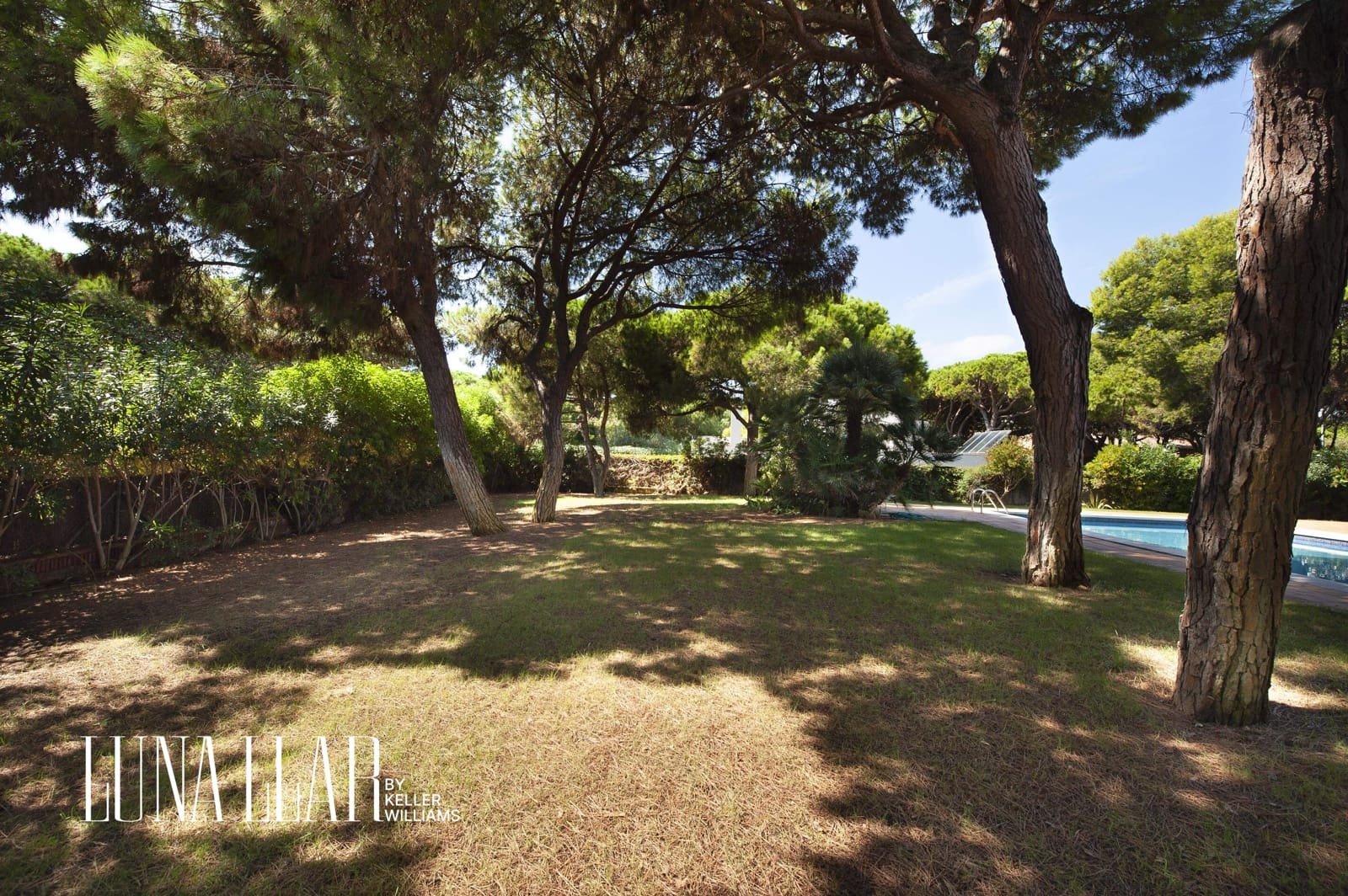 6 soveværelse Villa til salg i Gava med swimmingpool - € 6.000.000 (Ref: 8921630)