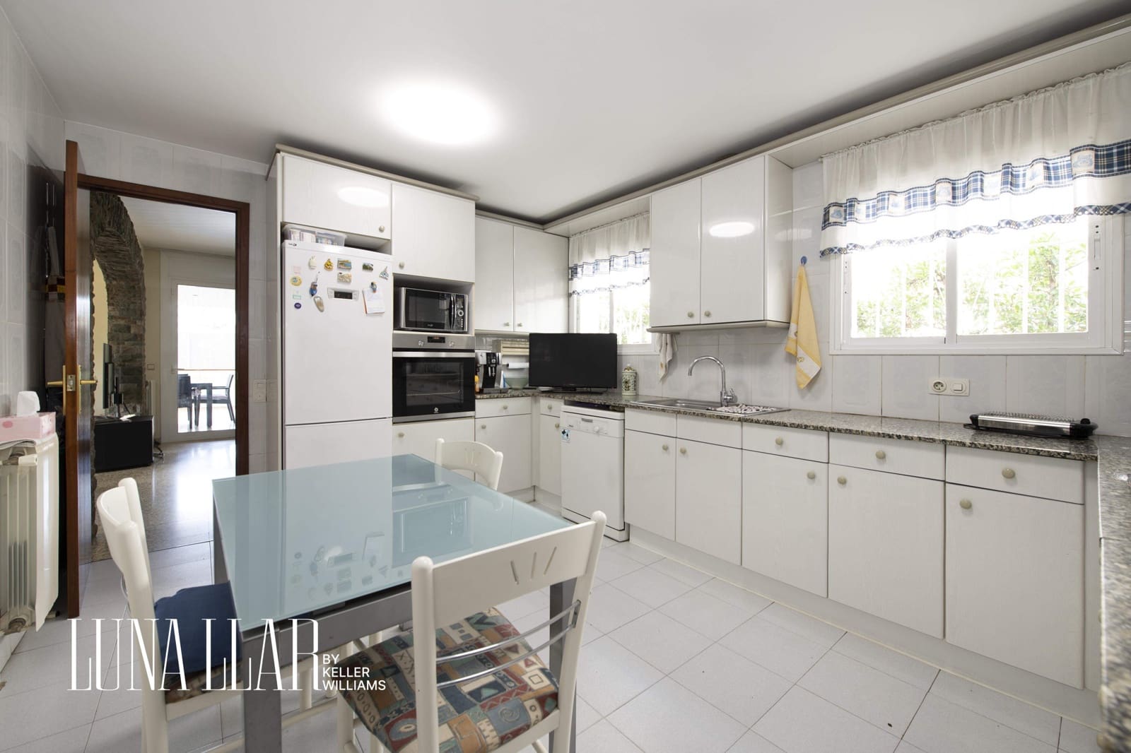 5 soveværelse Villa til salg i Castelldefels med swimmingpool garage - € 1.660.000 (Ref: 8921632)