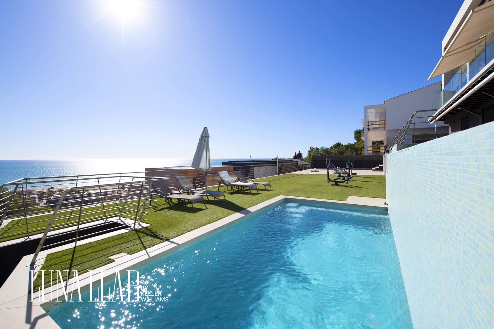 10 soveværelse Villa til salg i Castelldefels med swimmingpool - € 7.900.000 (Ref: 8921635)