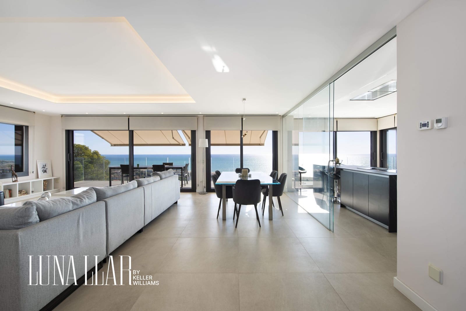 10 soveværelse Villa til salg i Castelldefels med swimmingpool - € 7.900.000 (Ref: 8921635)