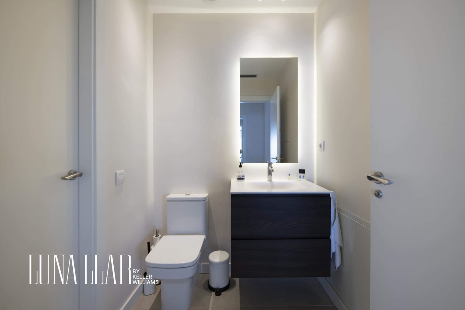 10 soveværelse Villa til salg i Castelldefels med swimmingpool - € 7.900.000 (Ref: 8921635)