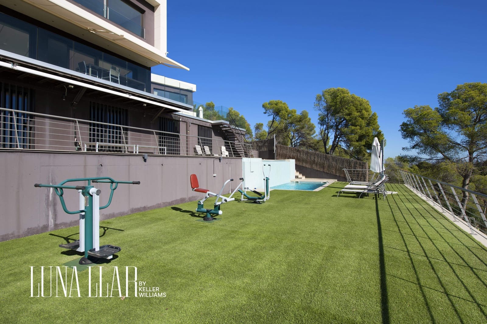 10 soveværelse Villa til salg i Castelldefels med swimmingpool - € 7.900.000 (Ref: 8921635)