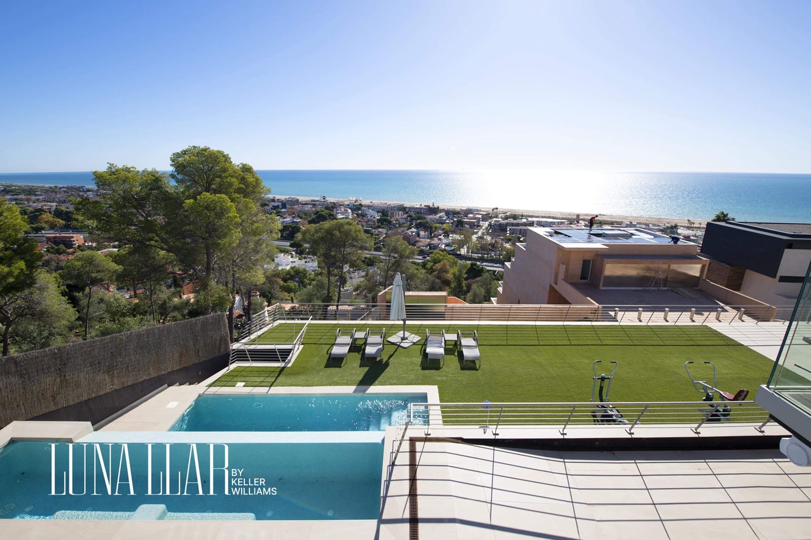 10 soveværelse Villa til salg i Castelldefels med swimmingpool - € 7.900.000 (Ref: 8921635)