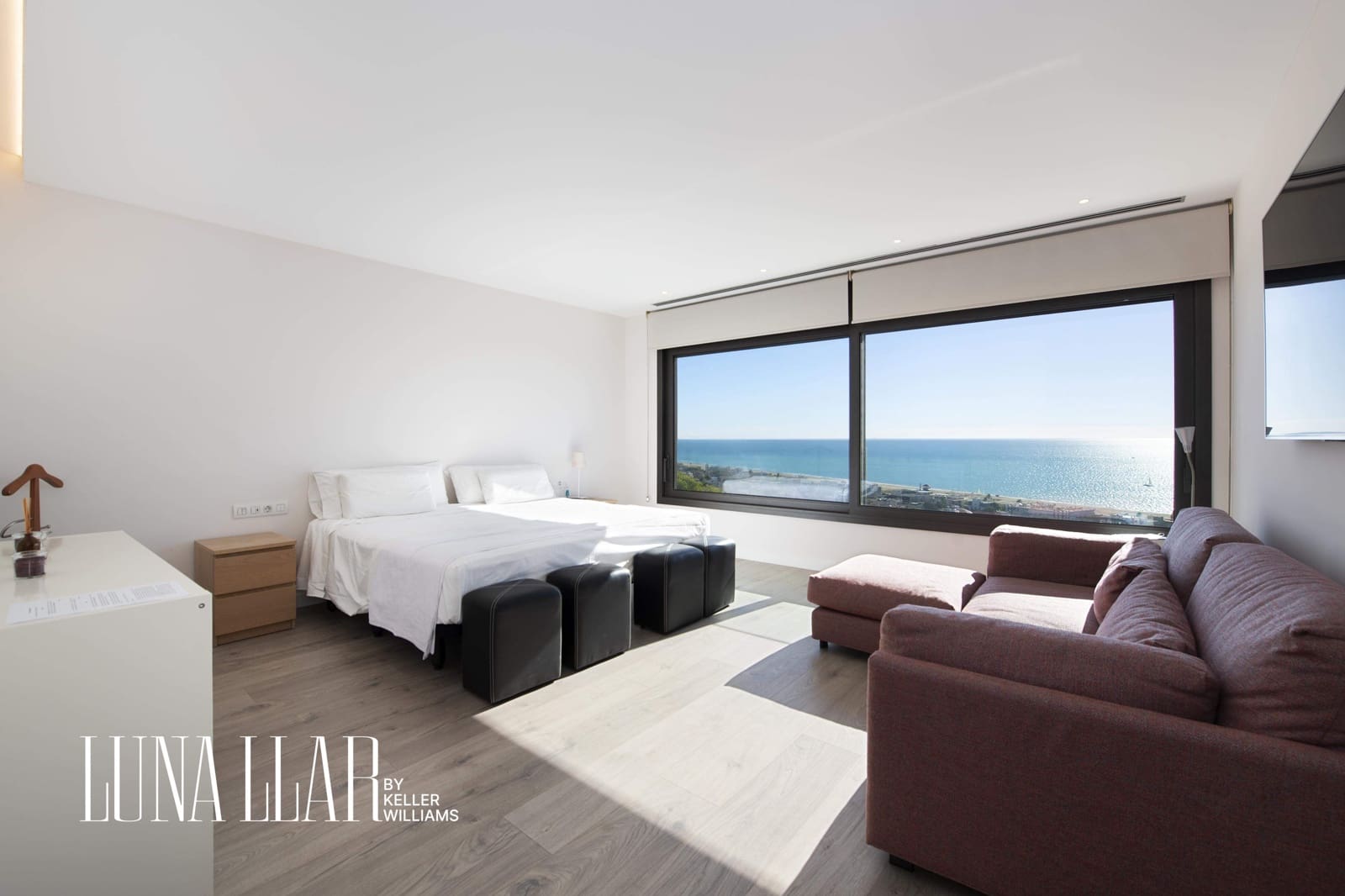 10 soveværelse Villa til salg i Castelldefels med swimmingpool - € 7.900.000 (Ref: 8921635)