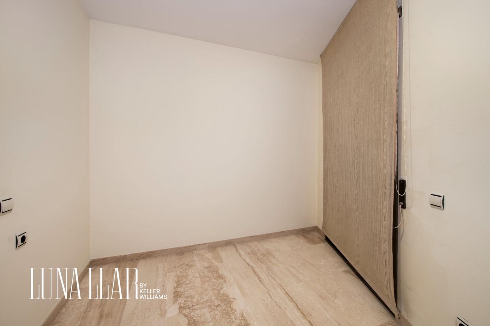 5 soverom Villa til salgs i Gava med garasje - € 589 000 (Ref: 8921636)