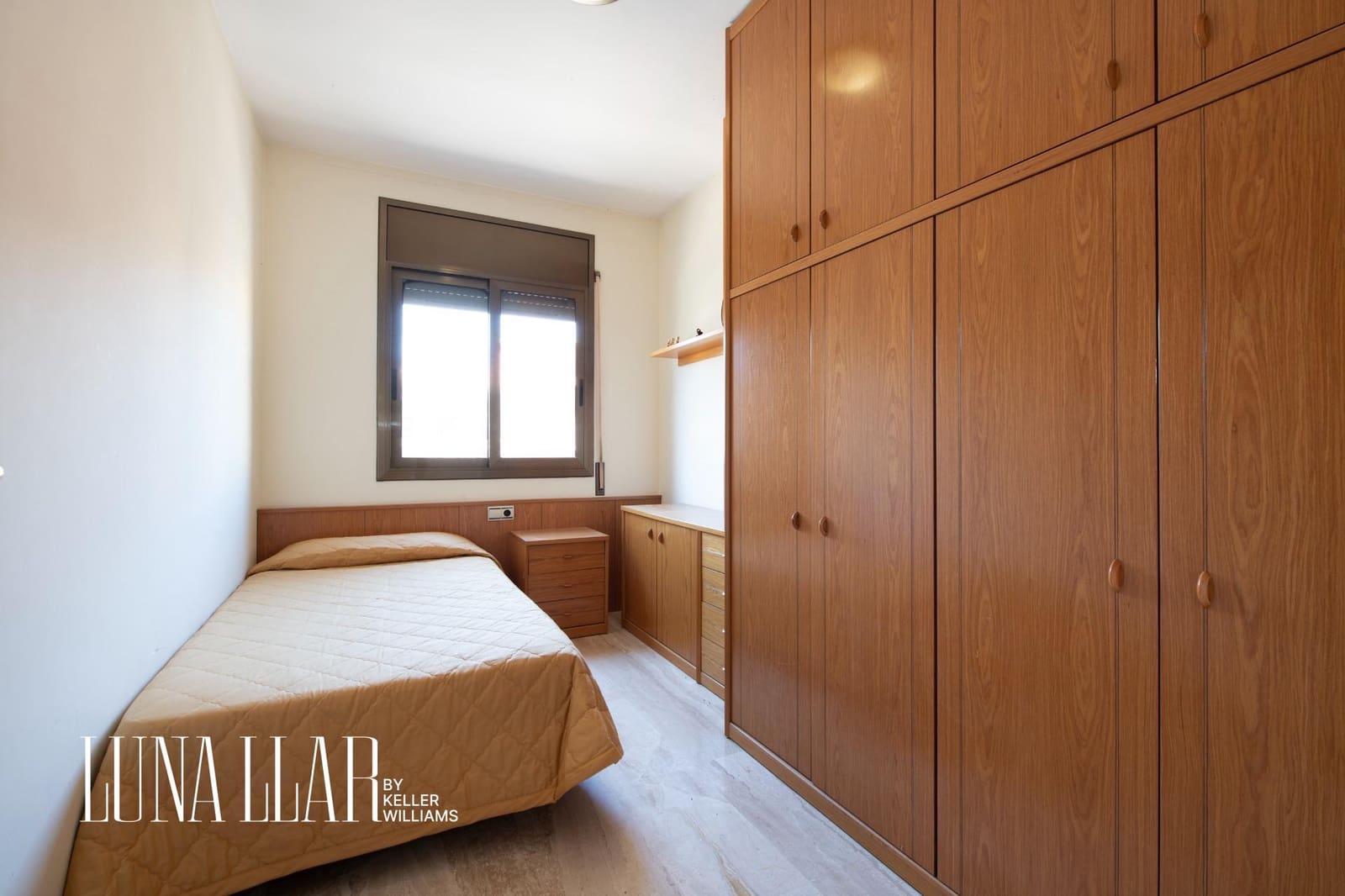 5 soverom Villa til salgs i Gava med garasje - € 589 000 (Ref: 8921636)