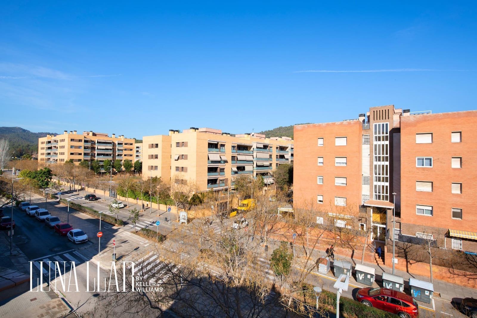 5 soverom Villa til salgs i Gava med garasje - € 589 000 (Ref: 8921636)