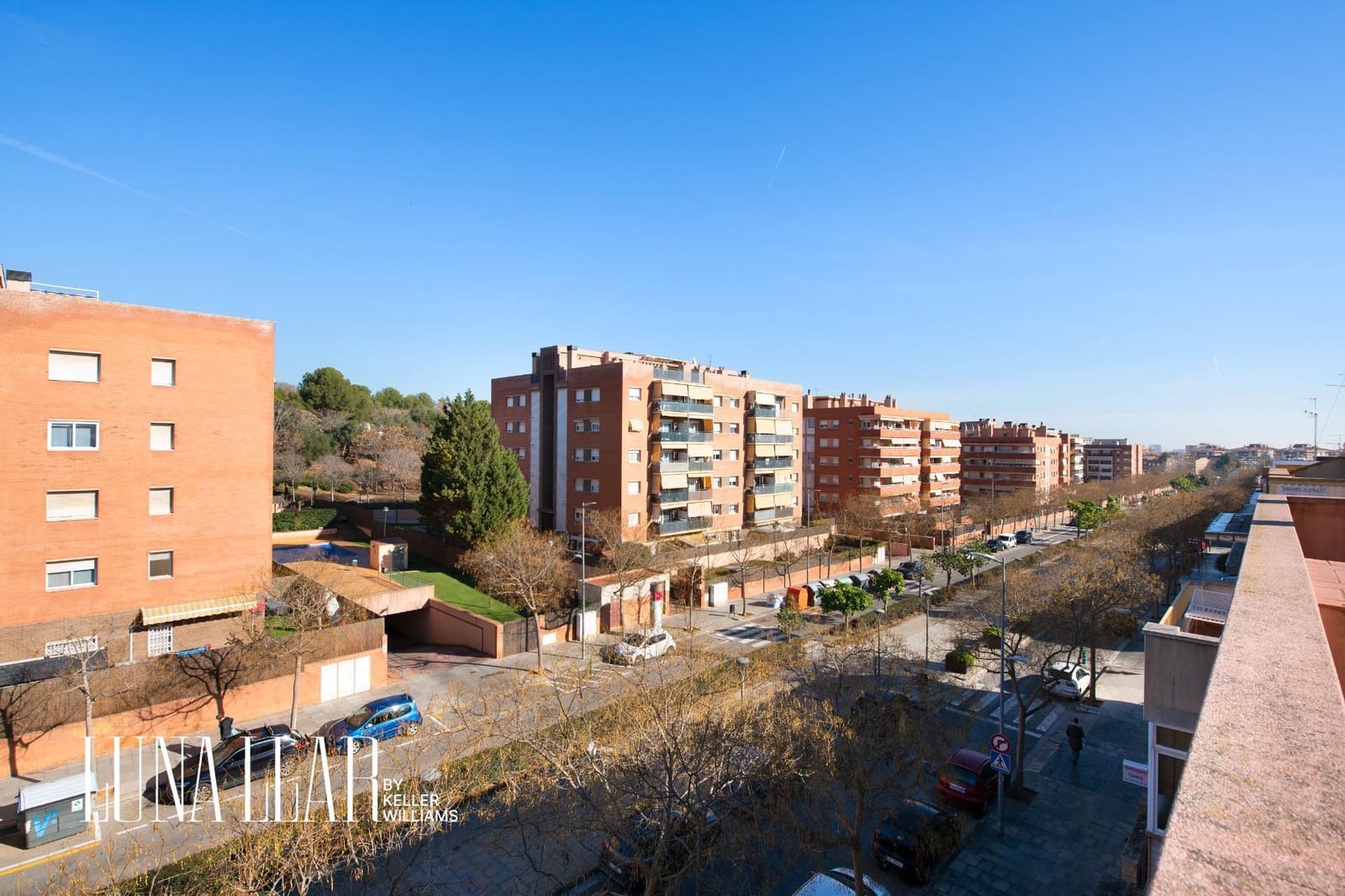 5 soverom Villa til salgs i Gava med garasje - € 589 000 (Ref: 8921636)